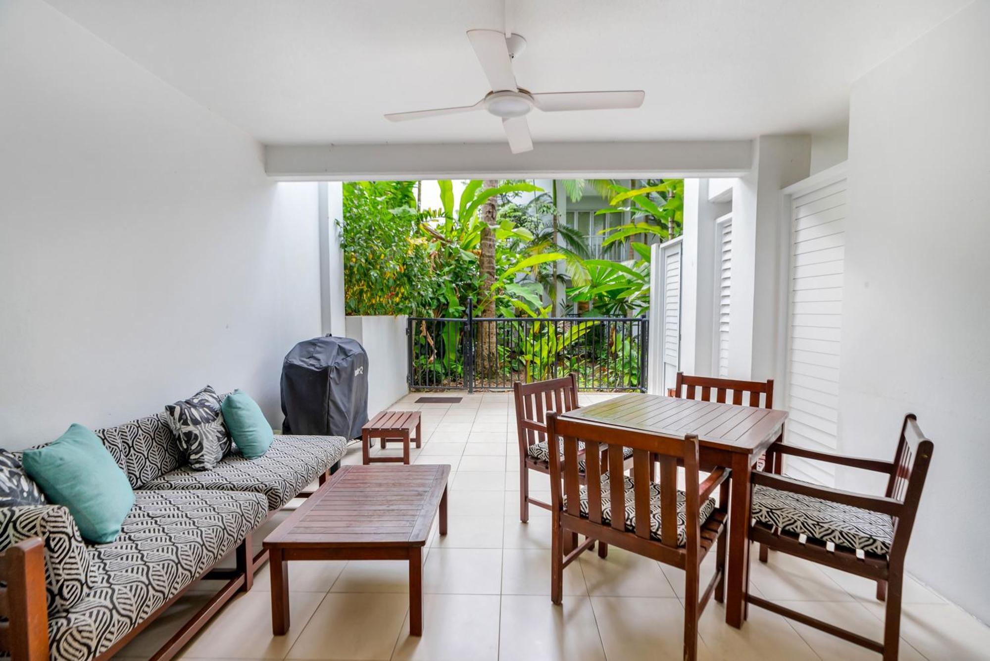 Elysium Private Apartments At Beach Club & Spa Palm Cove Kültér fotó