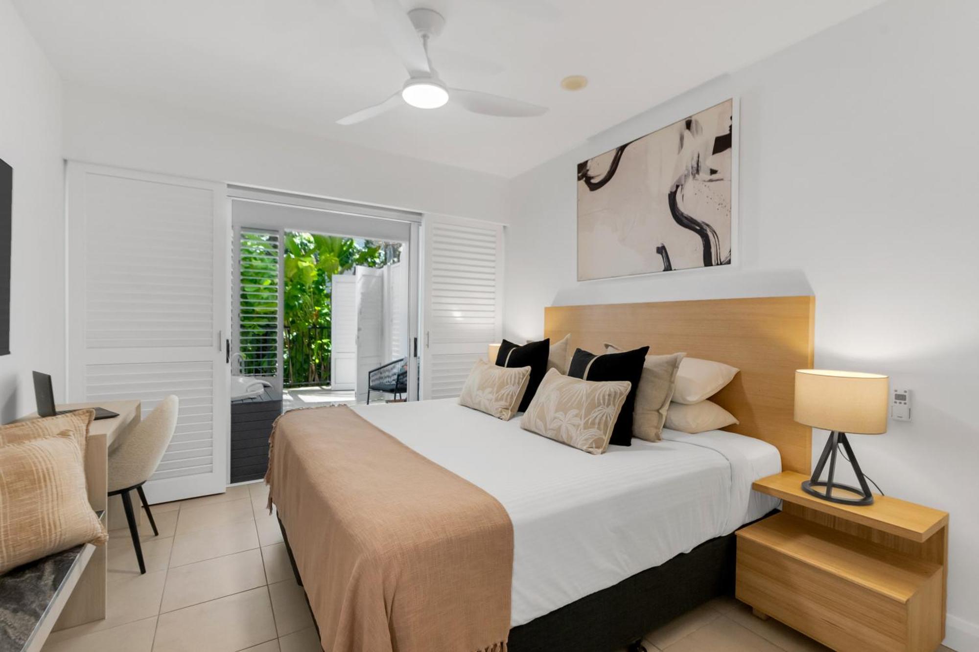 Elysium Private Apartments At Beach Club & Spa Palm Cove Kültér fotó